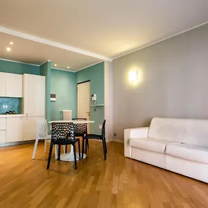 https://porta-nuova-central-studio.hotelinveneto.com